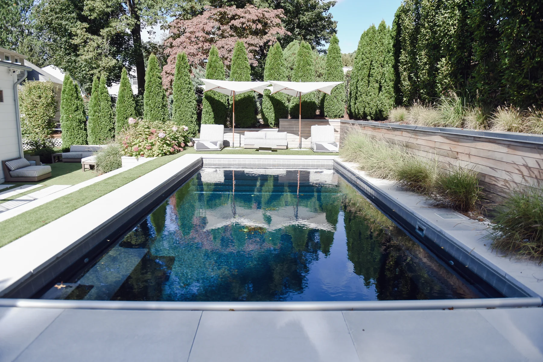 Bronxville: pool