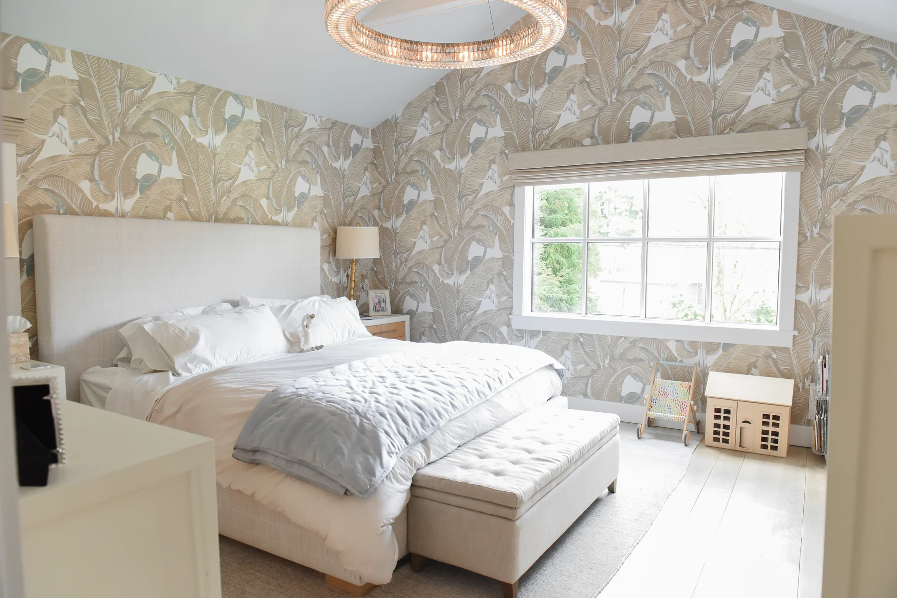 Bronxville: primary bedroom