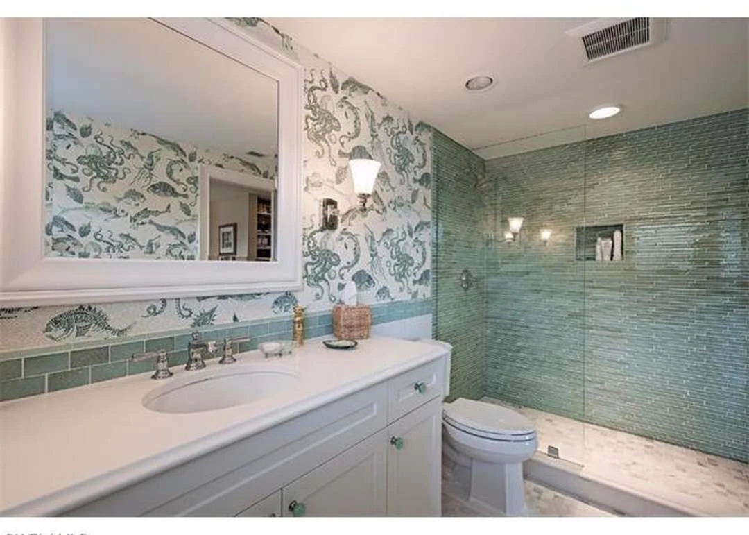 The Gramercy: bathroom